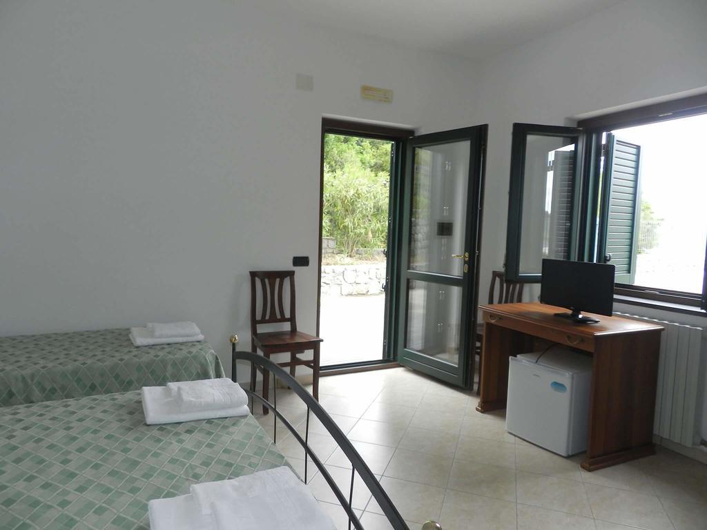Bel Tempio Guest House San Giovanni a Piro Luaran gambar